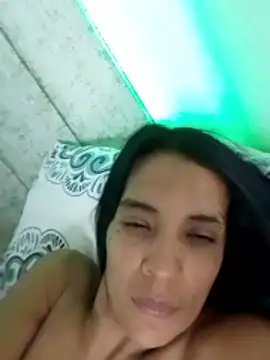 Snapshot of antonela-sweet1 chatting on June 7, 5:22 am antonela-sweet1 online show from June 7, 5:22 am