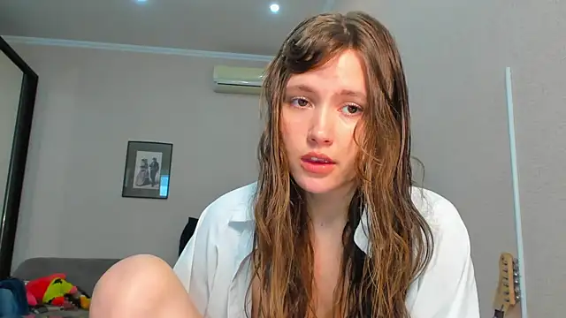 MaryannSofts online show from May 26, 11:17 am
