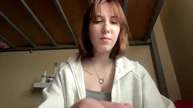 AquilineOrites online show from March 18, 6:38 am