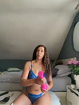Saskia xx online show from June 17, 9:23 am