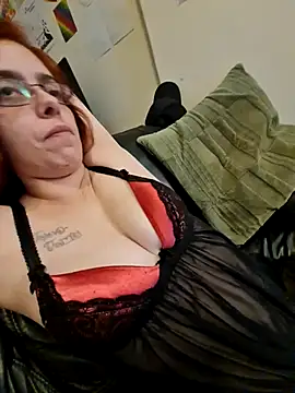 Carandre1993 online show from March 11, 11:16 am