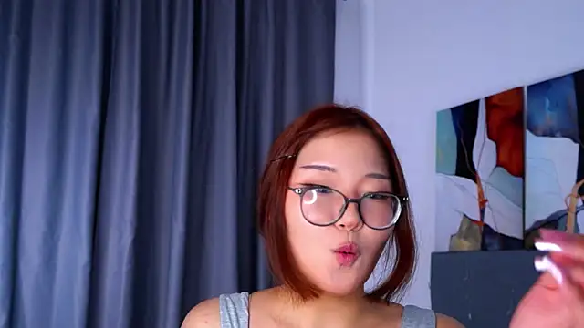 Snapshot of NelleMihalko chatting on June 21, 12:41 pm NelleMihalko online show from June 21, 12:41 pm