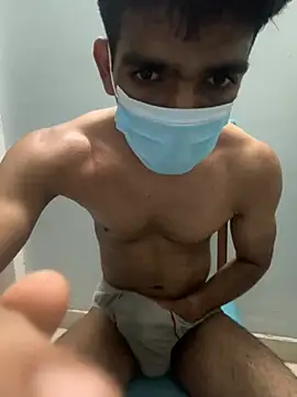 Snapshot of BombaySam78 chatting on April 28, 3:28 pm BombaySam78 online show from April 28, 3:28 pm