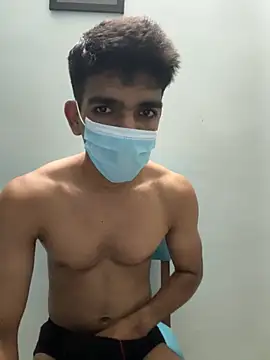 Snapshot of BombaySam78 chatting on May 9, 1:00 am BombaySam78 online show from May 9, 1:00 am