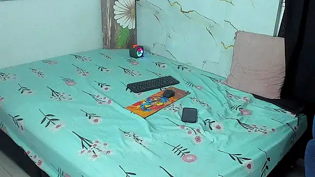 BabyCam23 online show from March 13, 4:08 am