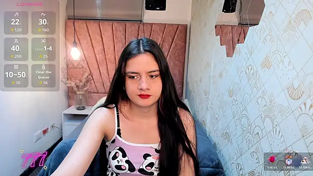 Zoe  Taylor   online show from March 20, 11:59 am