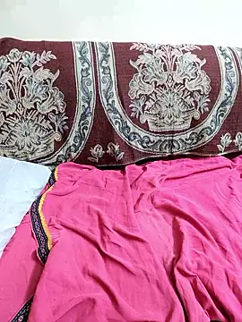 Manisha-Rai online show from April 27, 8:07 pm