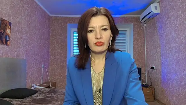 Bonnie Naughtyy online show from April 20, 4:21 pm