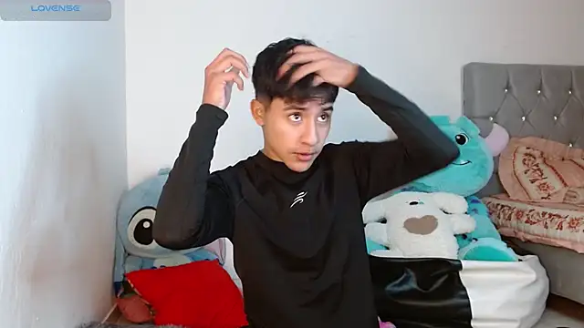 Sebas fire4 online show from April 11, 4:11 pm