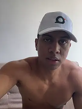 Snapshot of Paulcreewx chatting on March 21, 3:04 pm Paulcreewx online show from March 21, 3:04 pm