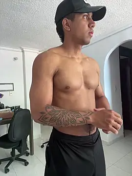 Snapshot of Paulcreewx chatting on March 25, 3:51 pm Paulcreewx online show from March 25, 3:51 pm