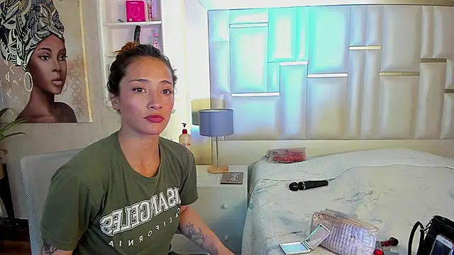 ZoeTaylorl online show from April 1, 1:41 pm