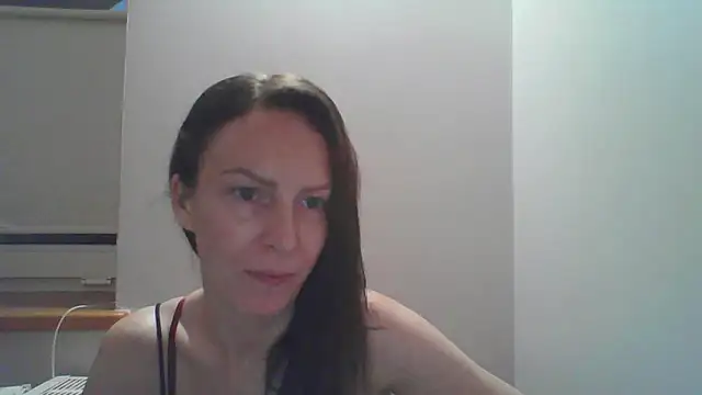 Snapshot of AnnaTight chatting on June 23, 7:23 pm AnnaTight online show from June 23, 7:23 pm