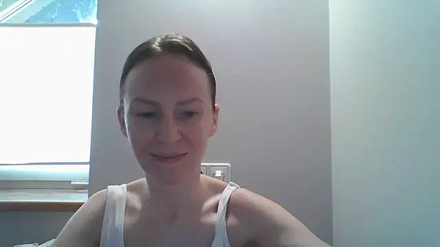 Snapshot of AnnaTight chatting on July 3, 8:54 am AnnaTight online show from July 3, 8:54 am