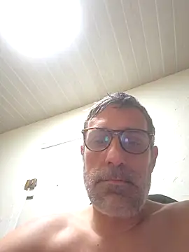 Snapshot of ambrosio669 chatting on April 7, 4:51 pm ambrosio669 online show from April 7, 4:51 pm