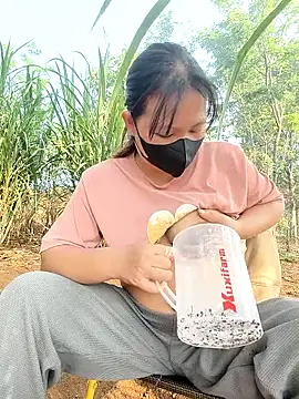 Tini-mimi online show from March 31, 12:45 am