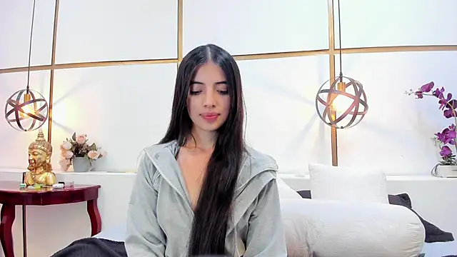 Snapshot of Cynthia1Fox chatting on May 26, 7:54 pm Cynthia1Fox online show from May 26, 7:54 pm