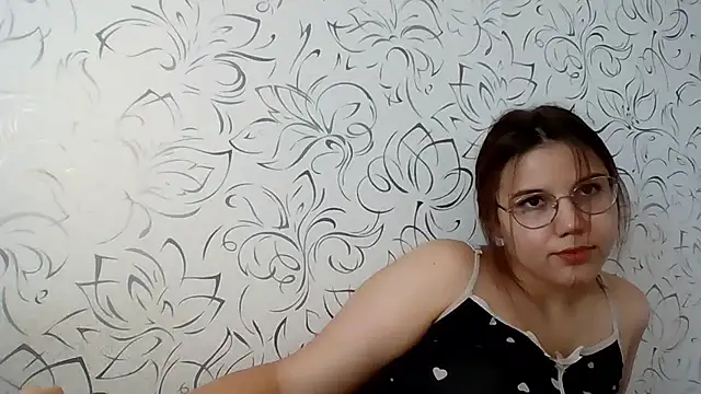 Snapshot of Aurora_Breeze chatting on August 4, 12:30 pm Aurora Breeze online show from August 4, 12:30 pm