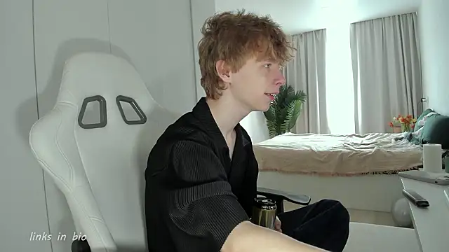 Wawesuc online show from March 19, 3:54 am