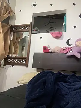 val demmon online show from April 9, 12:54 am