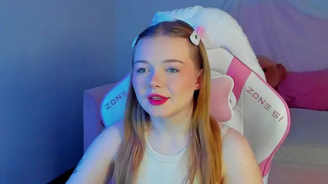 ElinaVale online show from May 3, 5:19 pm