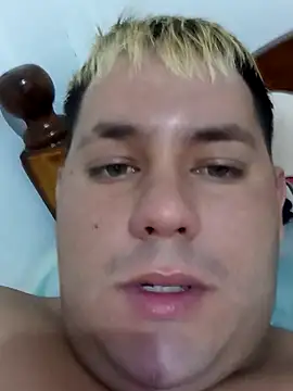 Tupapaciito online show from March 6, 11:23 pm