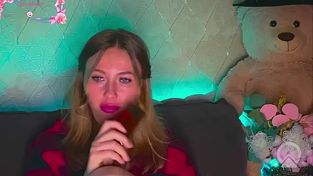 AngelEnigma online show from March 17, 3:33 am