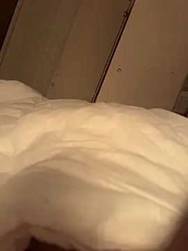 Maxi2515 online show from April 17, 11:19 pm