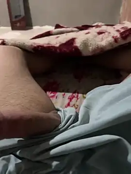 mohamed2113 online show from April 17, 7:17 pm