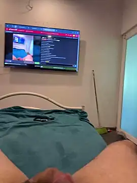 Snapshot of russo_199 chatting on June 18, 4:55 pm russo 199 online show from June 18, 4:55 pm