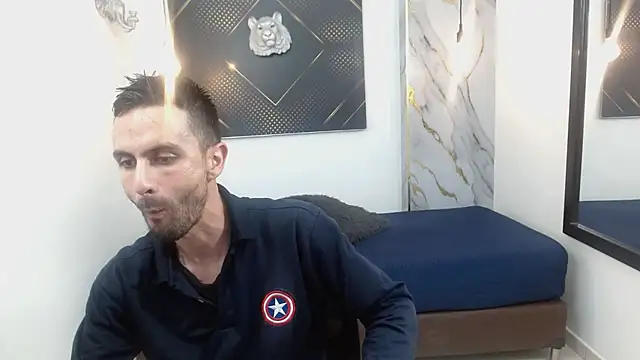 KingOfTemptation online show from March 13, 3:35 am