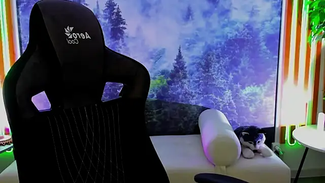 AriaGracen online show from April 1, 1:41 pm