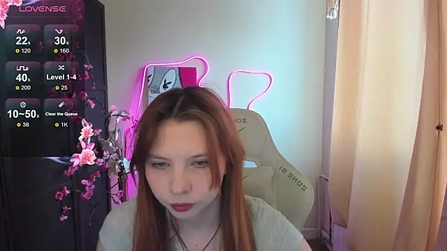 Snapshot of Ember_Vexen chatting on March 8, 1:36 am Ember Vexen online show from March 8, 1:36 am