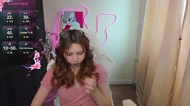 Snapshot of Ember_Vexen chatting on March 12, 3:34 am Ember Vexen online show from March 12, 3:34 am