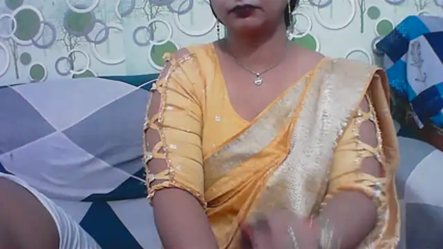 Snapshot of hard_to_do__ chatting on July 12, 5:48 pm hard to do online show from July 12, 5:48 pm