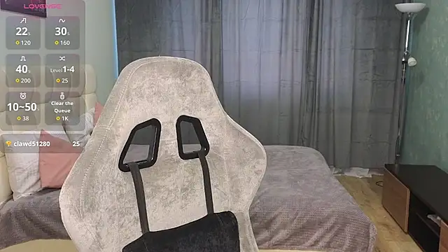 Kristy Bell1 online show from April 10, 7:35 am