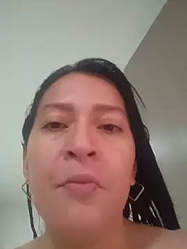 Snapshot of Dr_Edna_naughty chatting on July 11, 6:21 pm Dr Edna naughty online show from July 11, 6:21 pm