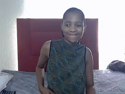 PrettyLilMommaX online show from March 9, 9:46 am