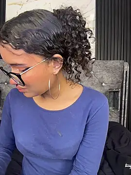 Bunny fire online show from April 13, 7:08 pm