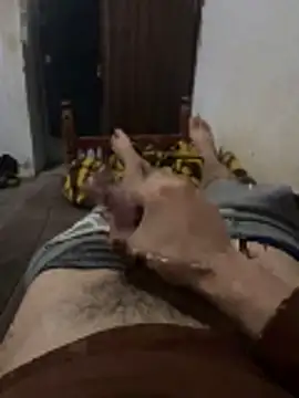 Snapshot of Polomoro23 chatting on March 23, 1:04 pm Polomoro23 online show from March 23, 1:04 pm