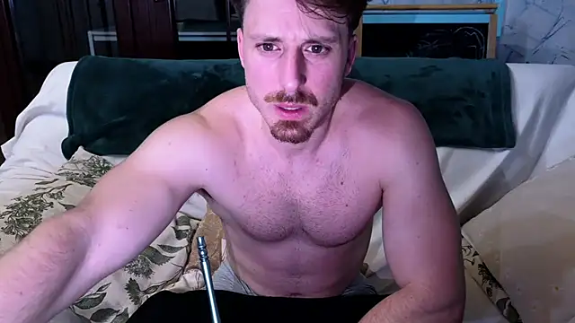 zeusoctavian1 online show from July 16, 2:50 am