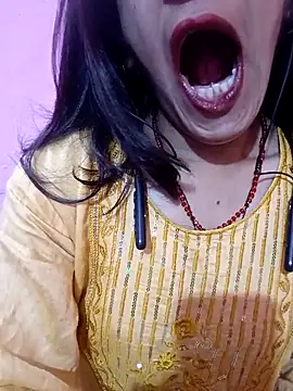 SizzlingHot online show from May 7, 4:34 pm