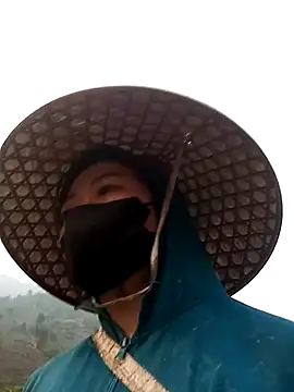 Bling-pusy online show from March 27, 9:10 am