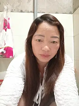 Snapshot of Yellow-pink chatting on July 20, 10:56 pm Yellow-pink online show from July 20, 10:56 pm