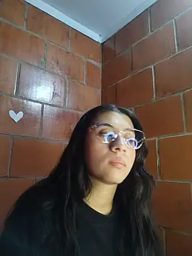Amanda x1 online show from April 25, 9:12 pm
