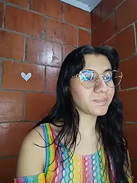 Amanda x1 online show from July 3, 8:37 pm