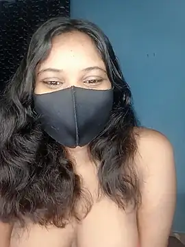 KASHISH SINGH  online show from July 22, 5:16 pm