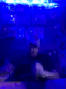 derek0 17 online show from March 9, 7:01 am