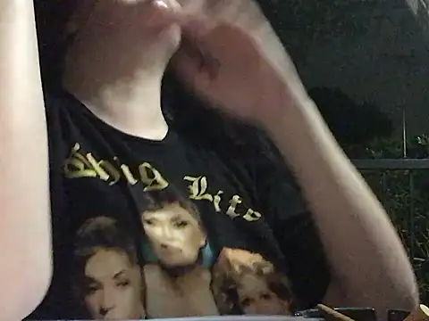 Sluttynoel online show from June 24, 8:13 am