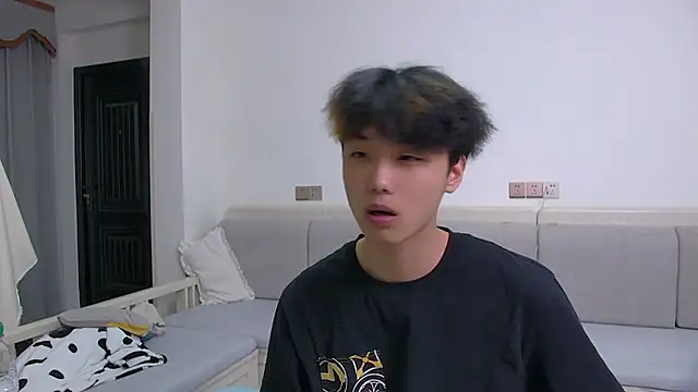 icecream-002 online show from March 16, 10:30 am